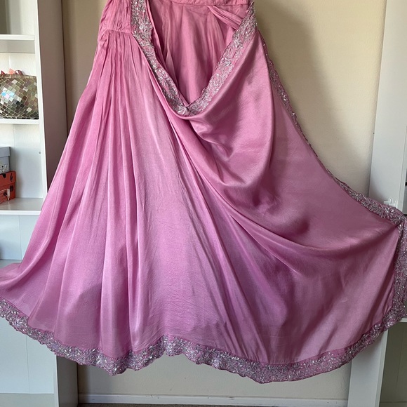 Beautiful indian choli dress /lahenga - Picture 2 of 13